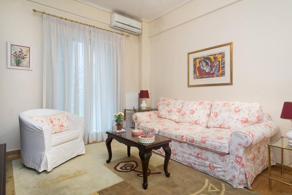 Top-Rated 1-Bedroom Apartment In The Heart Of Athén Kültér fotó