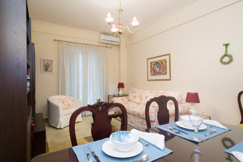 Top-Rated 1-Bedroom Apartment In The Heart Of Athén Kültér fotó